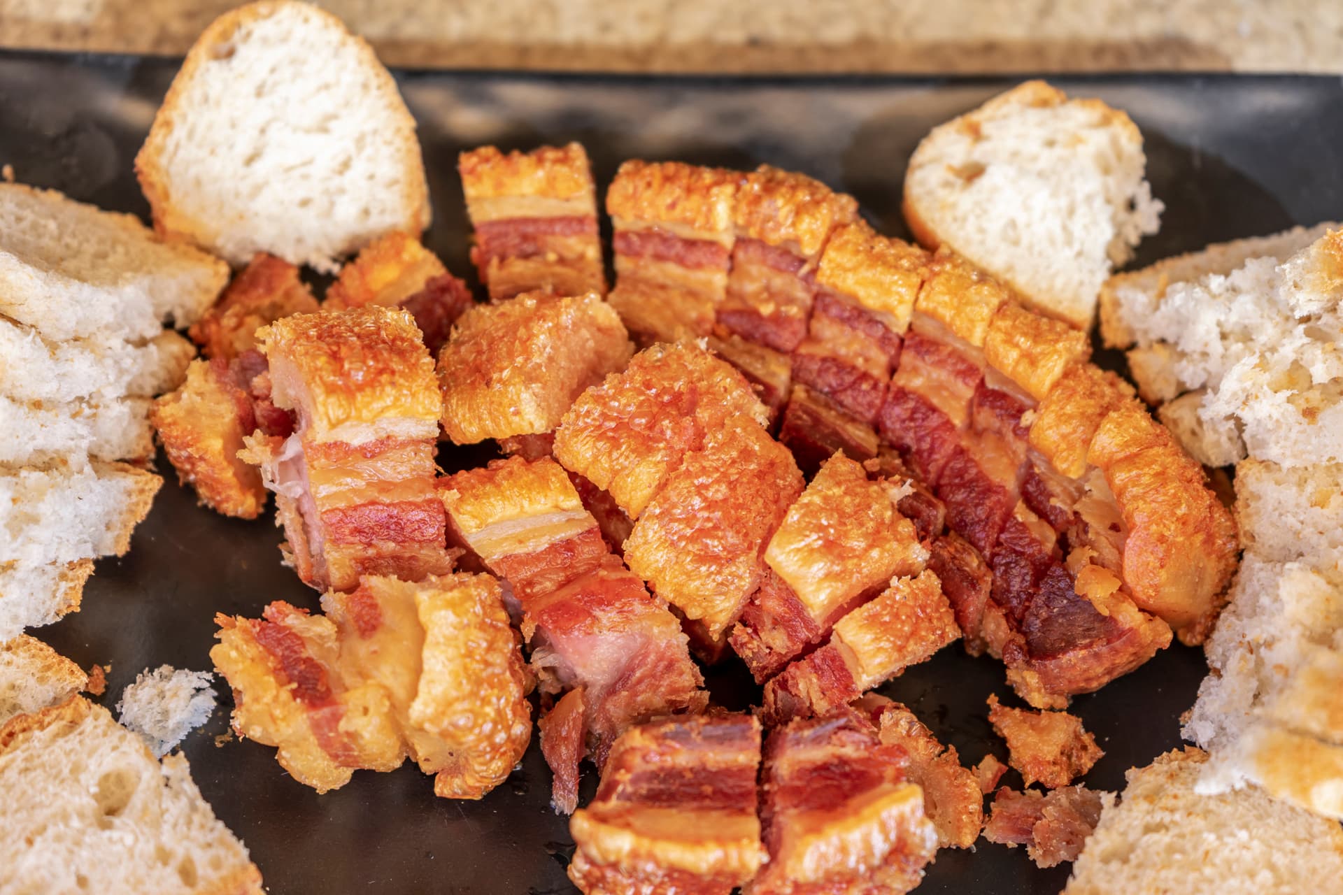 Bocatería y tapería con esencia gallega y soriana